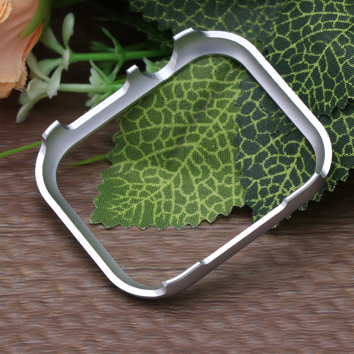 Cornice protettiva per orologi - Metal Bumper Aluminum Frame Case recensione e prezzo